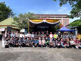 KEGIATAN KKN UNVERSITAS DUTA BANGSA SURAKARTA SENAM BERSAMA DAN GELAR UMKM SE KAPANEWON KARANGMOJO